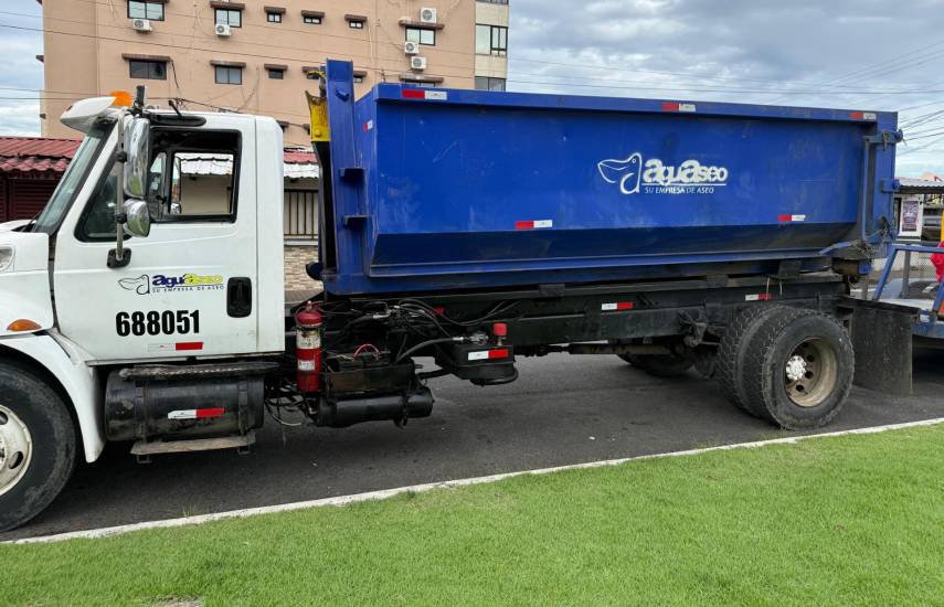 AguAseo propone flota 100% nueva para modernizar recolección de la residuos en Colón