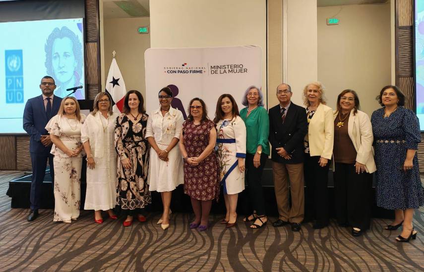 Mujeres avanzan en justicia y se estancan en política