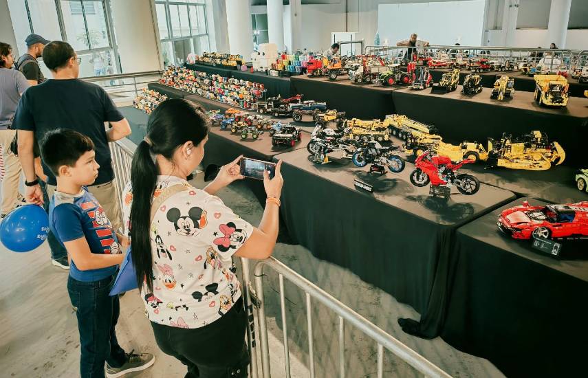 Brick Fest despierta la curiosidad por los juguetes de LEGO y maravilla a los panameños