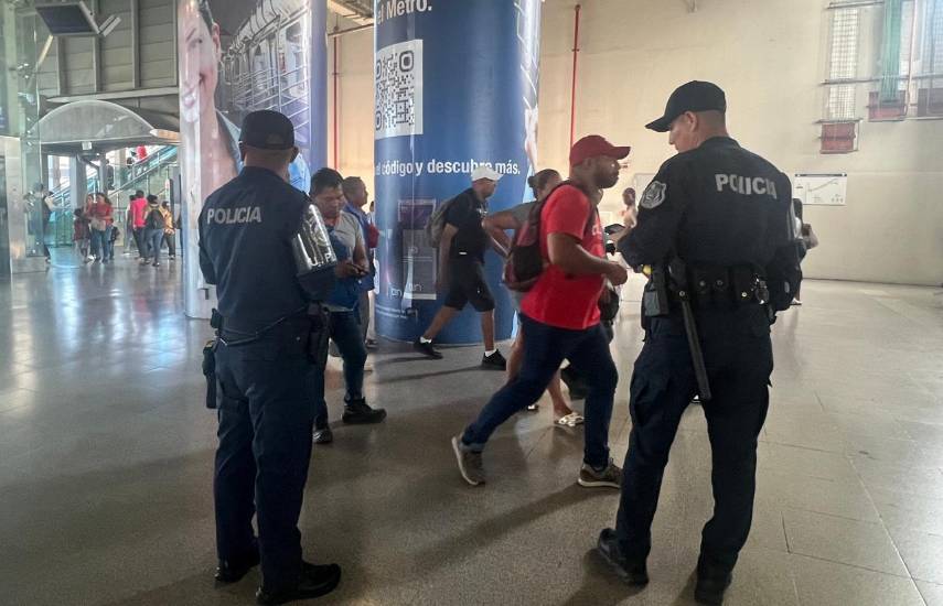 La Policía Nacional refuerza seguridad en estaciones del Metro