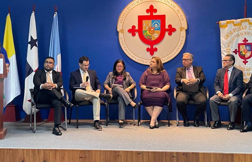 Expertos presentan enfoque científico como propuesta para cambiar la justicia en el país