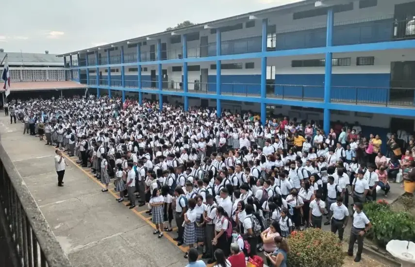 Meduca anuncia alquiler de escuela privada para atender estudiantes del Colegio Elena Chávez de Pinate