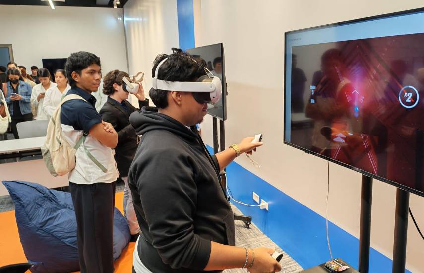 El mundo de la innovación y de Esports abre una nueva etapa en Panamá con el ‘Innovation Hub’ en la UIP