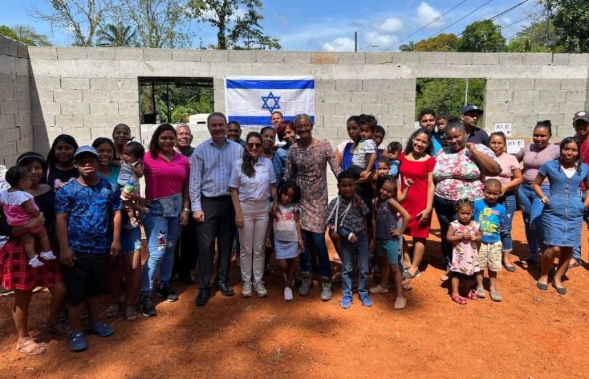 Embajada de Israel y comunidad judía llevan ayuda social al sector de río Gatún en Colón