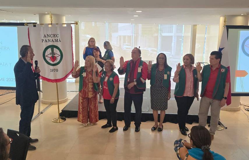 La Asociación Contra el Cáncer presenta su nueva directiva nacional para el período 2026–2028