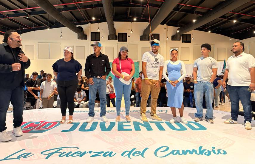 Presidenta del CD pide respetar consenso electoral y advierte sobre cambios
