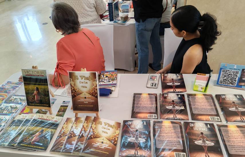 “En la intimidad”, una obra de poesía que sana