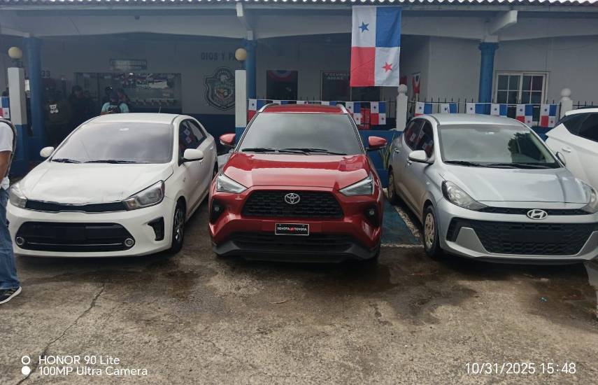 Policía detiene a 6 personas y decomisa droga tras operativo encubierto