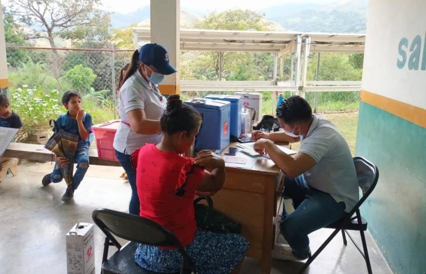 Minsa: Nueva vacuna contra el Covid-19 está disponible en instalaciones de salud