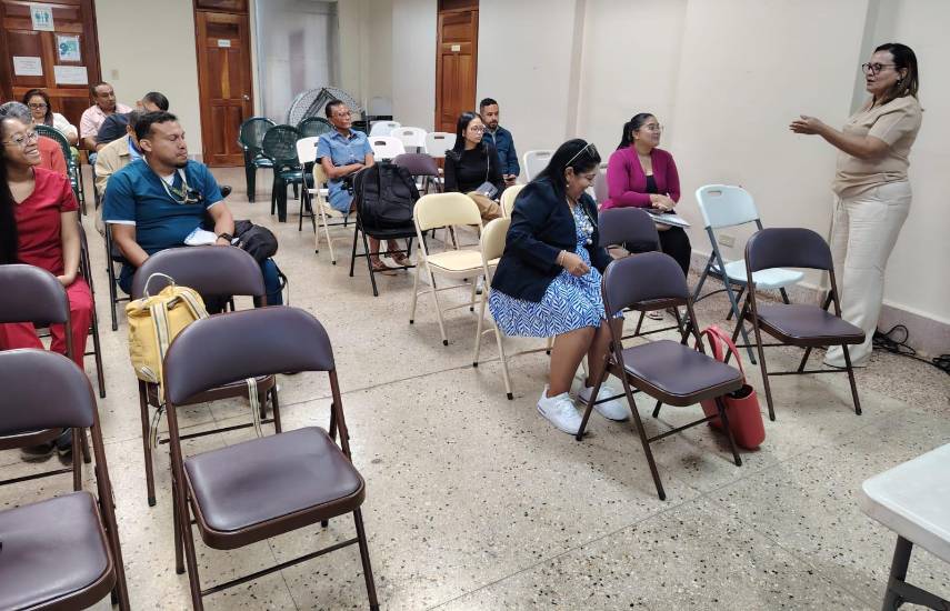 Capacitan a médicos del Minsa en psoriasis