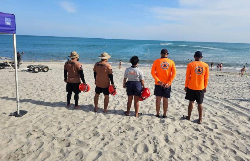 SINAPROC contabilizó a más de 6 mil personas en las playas del país este 14 de febrero