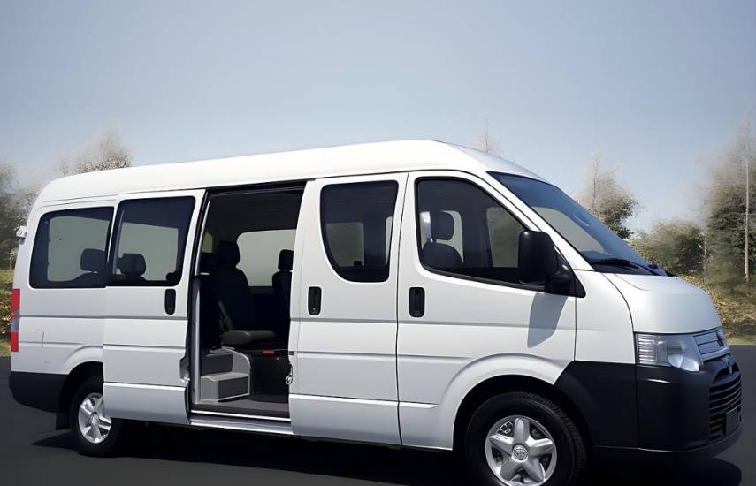 Crecen las ventas de minivans y busitos