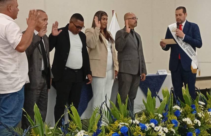 Janson asume la presidencia del Consejo Provincial de Panamá con un llamado a la unidad