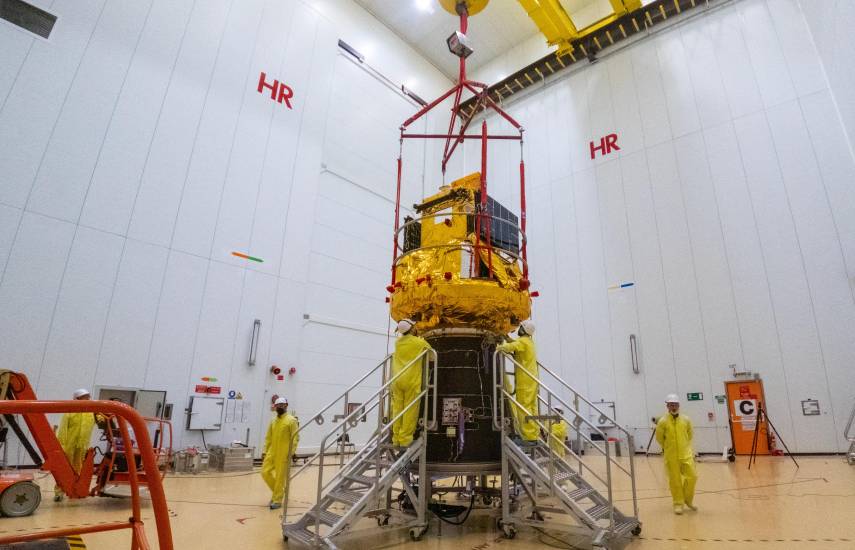 El satélite SMILE de observación de vientos solares es puesto en órbita