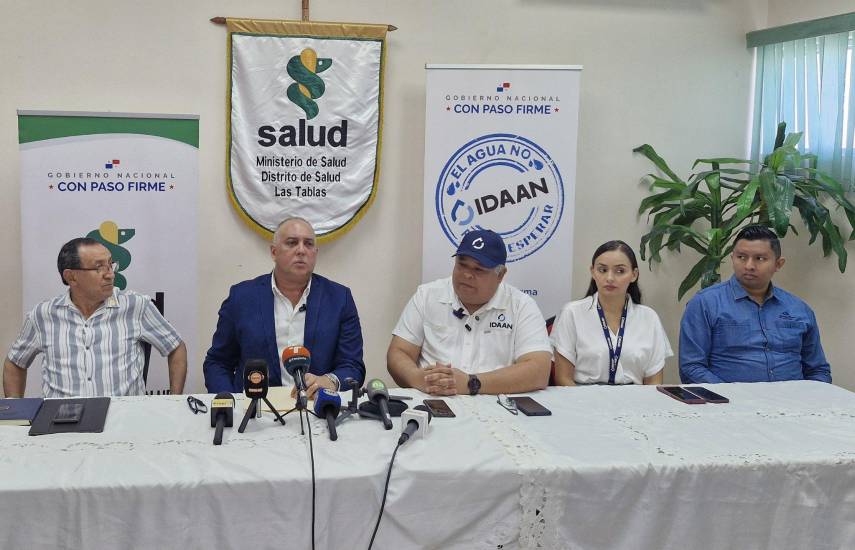 ML | Durante la conferencia de prensa.