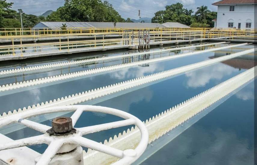 Planta potabilizadora de Miraflores suspende operaciones por falla eléctrica