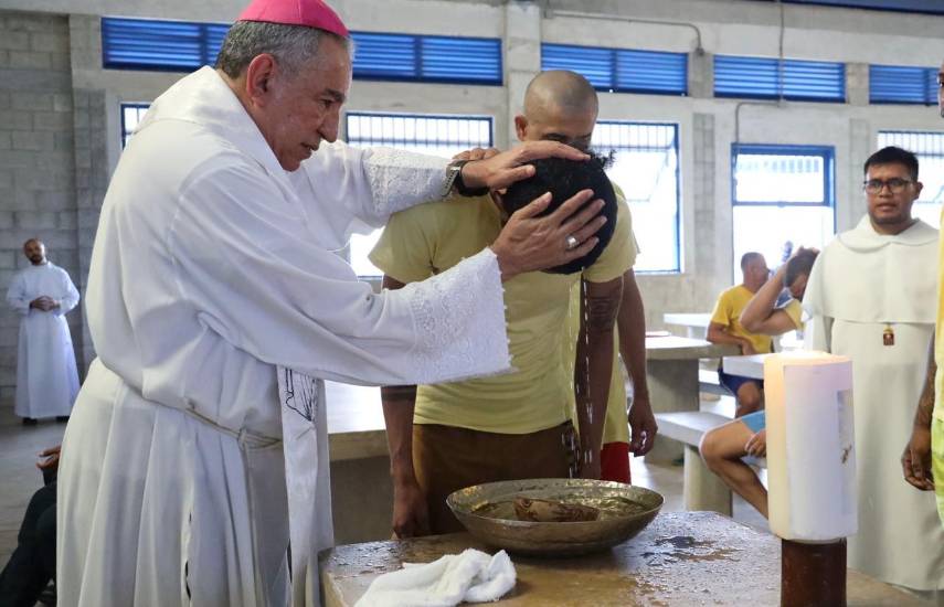 Arquidiócesis celebra Pascua con privados de libertad