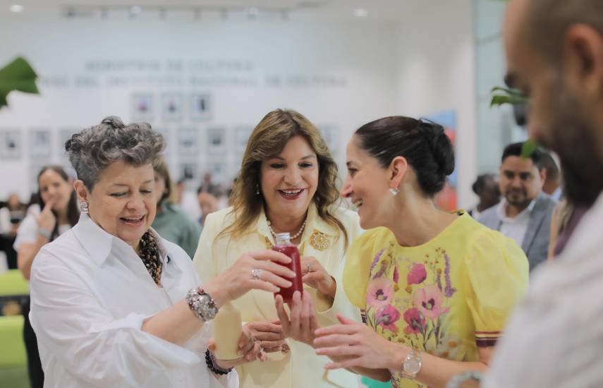 Primera Dama de Guatemala visita la Ciudad de las Artes