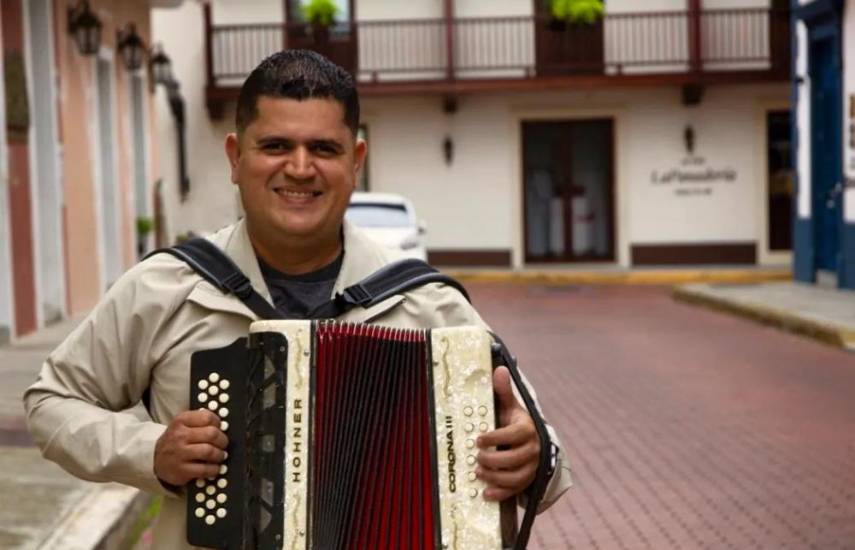 Radio Reforma ¡Se Oye! celebra 65 años en el dial