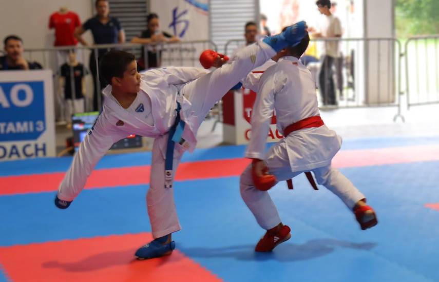 Atleta binacional de Karate sigue llenado de orgullo a Panamá y Venezuela