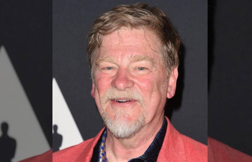 El director y guionista de películas de animación Roger Allers.