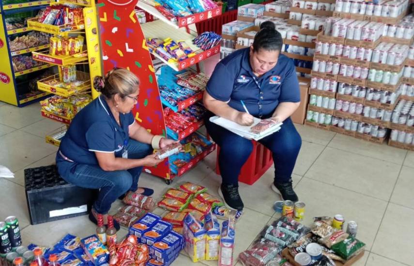 Acodeco retiró 15,554 productos vencidos en operativo de fin de año