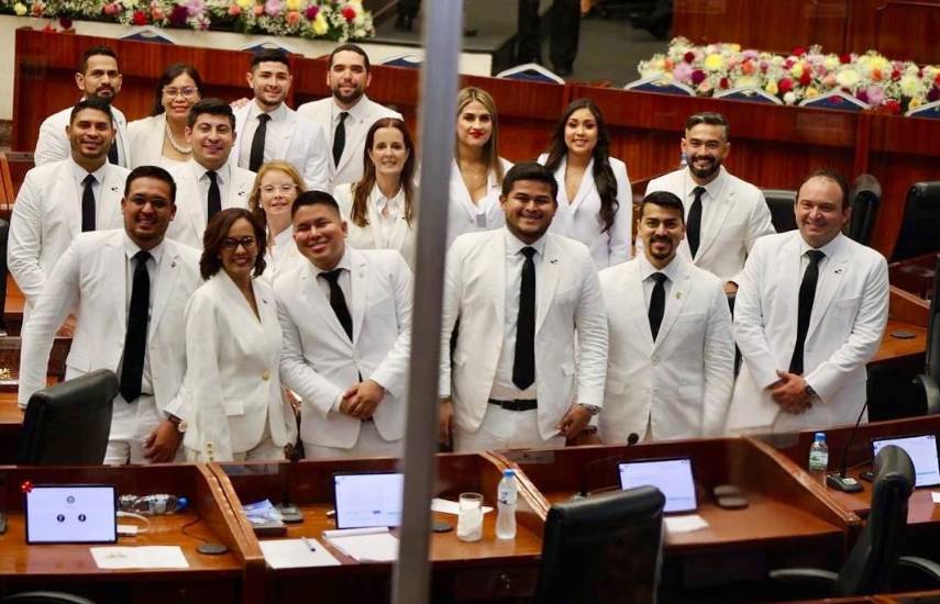 Expulsión y suspensiones agudizan la crisis en Vamos