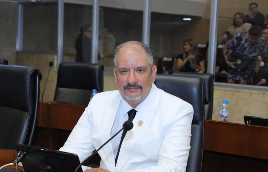 Carrera por la presidencia de la Asamblea entra en su recta final