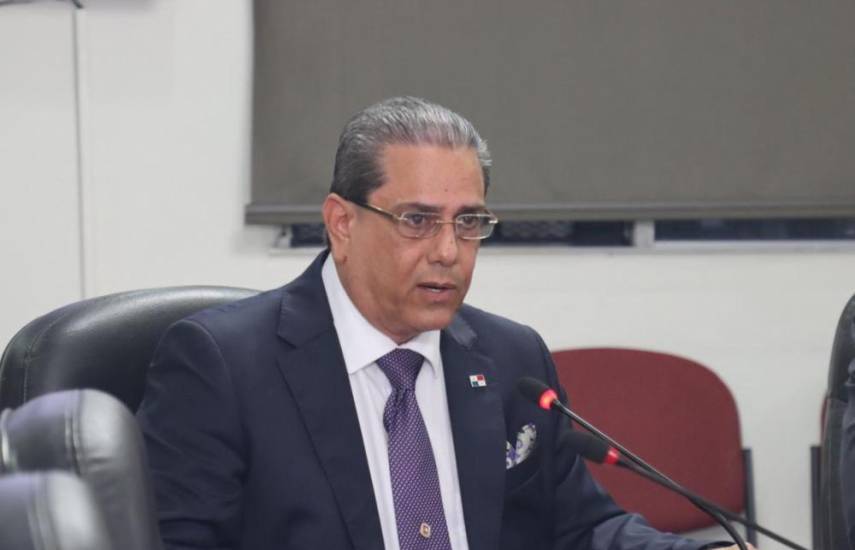 ML | El ministro de Vivienda y Ordenamiento Territorial (Miviot), Rogelio Paredes.
