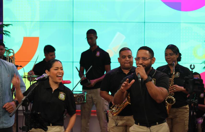 El ritmo de los Camisas Rojas: las orquestas bomberiles de Panamá