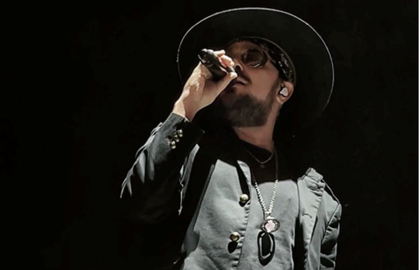 Noam invitado especial de los Enanitos Verdes para su show en Los Cabos