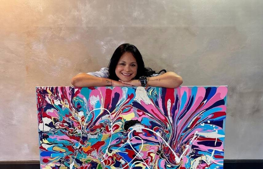 Pinturas y decoraciones artesanales, un emprendimiento con creatividad y talento