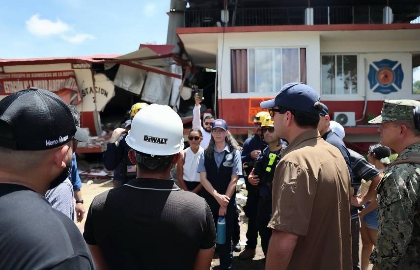 EE. UU. podría sumarse a la reconstrucción de escuelas y viviendas
