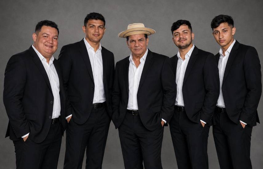 Advierte sobre la decadencia en la música típica
