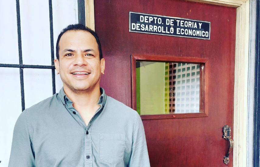 Economistas: Desempleo superará el 10.4% este año