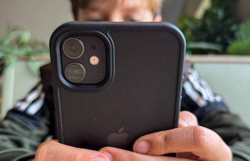 Prohibición de redes para adolescentes en Australia: regulador investiga a plataformas