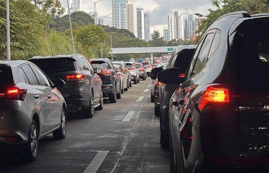 Moscardones en la circulación vehicular