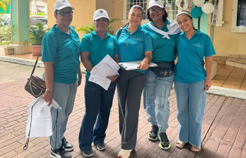 Fe y tradición se reúnen en San Juan Apóstol