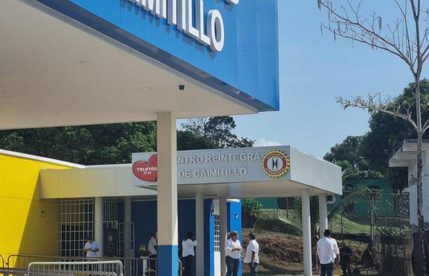 Rodolfo Precilla prioriza el apoyo social en Caimitillo