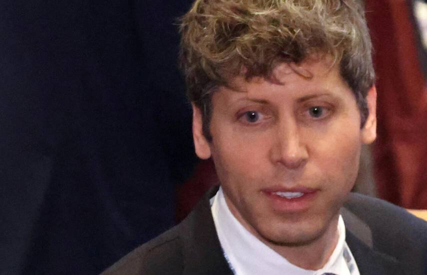 Atacan con un cóctel Molotov la casa del jefe de OpenAI en California