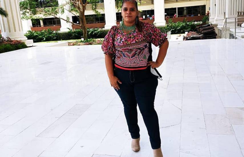 Siete mujeres aspiran a la presidencia de Panamá