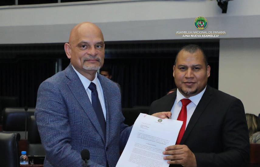 Gremios seguirán vigilantes ante proyecto-ley de derecho a réplica