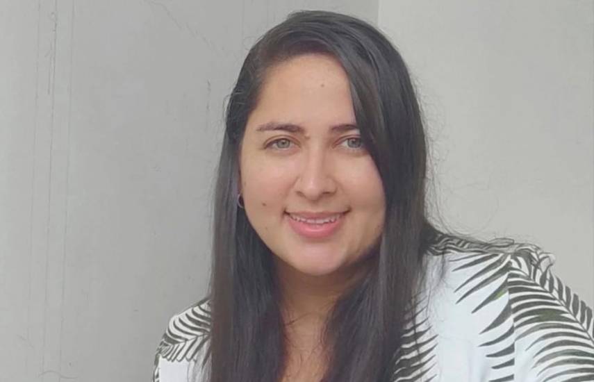 Hidroterrarios, emprendimiento creativo con recuerdos que florecen en el agua