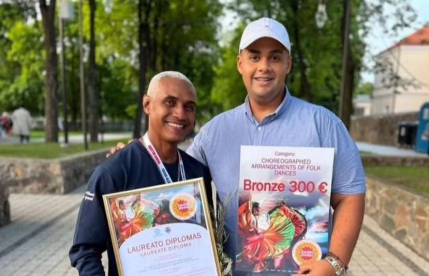 Edgar Villaverde lleva el folklore a más de 50 países