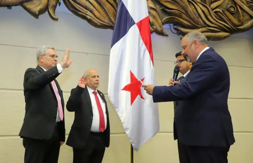 Barroso tenía los votos para magistrado del TE