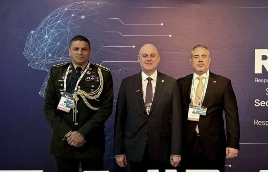 Delegación panameña cumple misión oficial en Corea