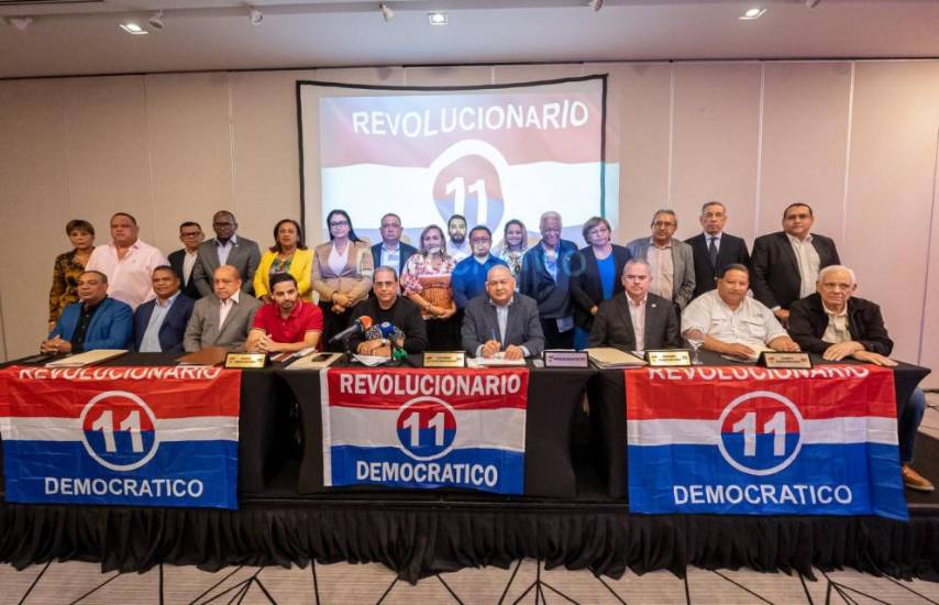 El PRD pide a su bancada que vote en contra del proyecto que reforma la CSS