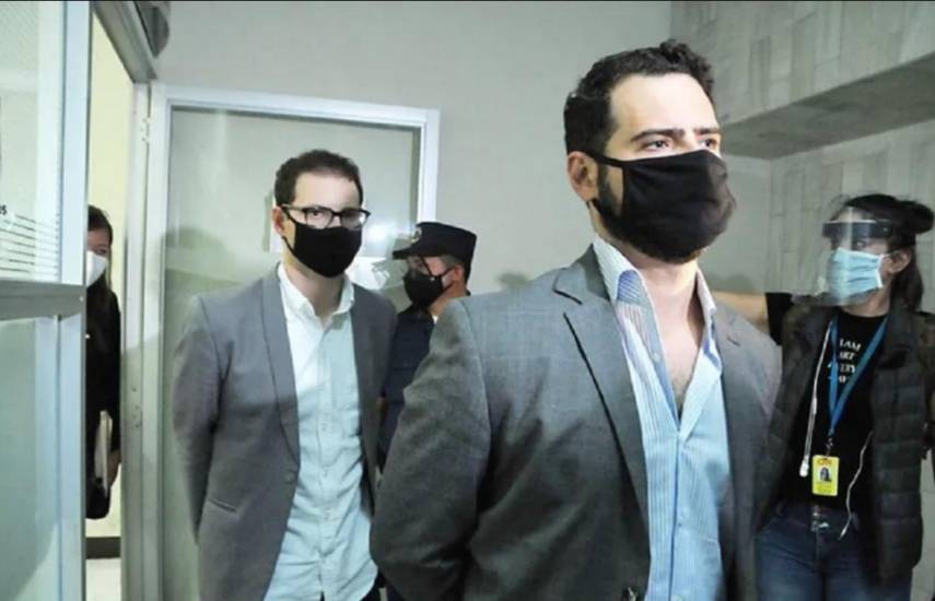 Hijos de Ricardo Martinelli pagan fianza para evitar su detención en Panamá