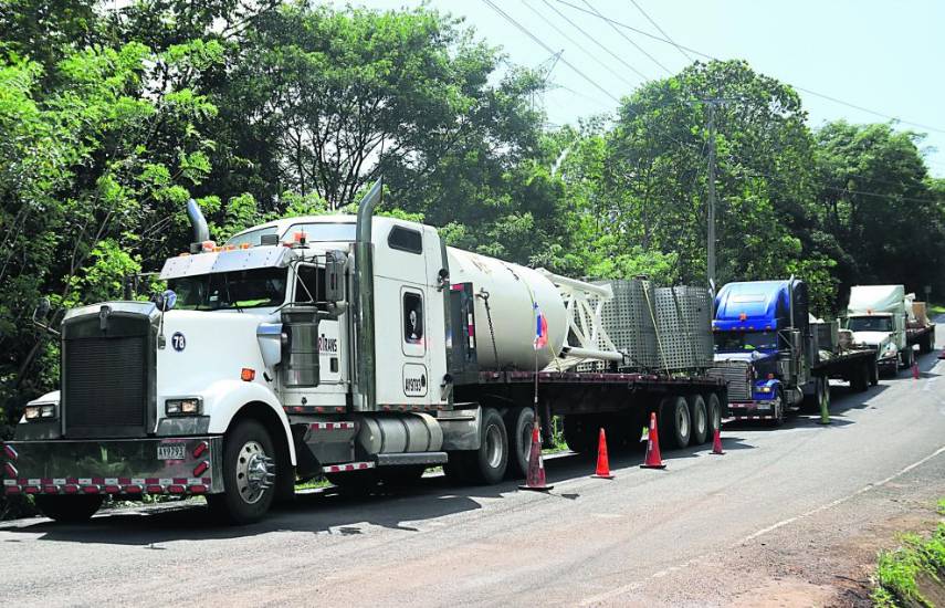 Bloqueos hacia la mina impiden adecuado mantenimiento