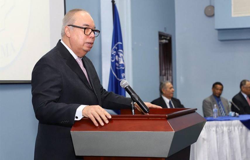 Fiscalía expone movimientos bancarios y bienes durante audiencia de Enrique Lau Cortés